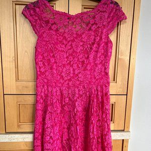 Cynthia Steffe Lace dress Size 6